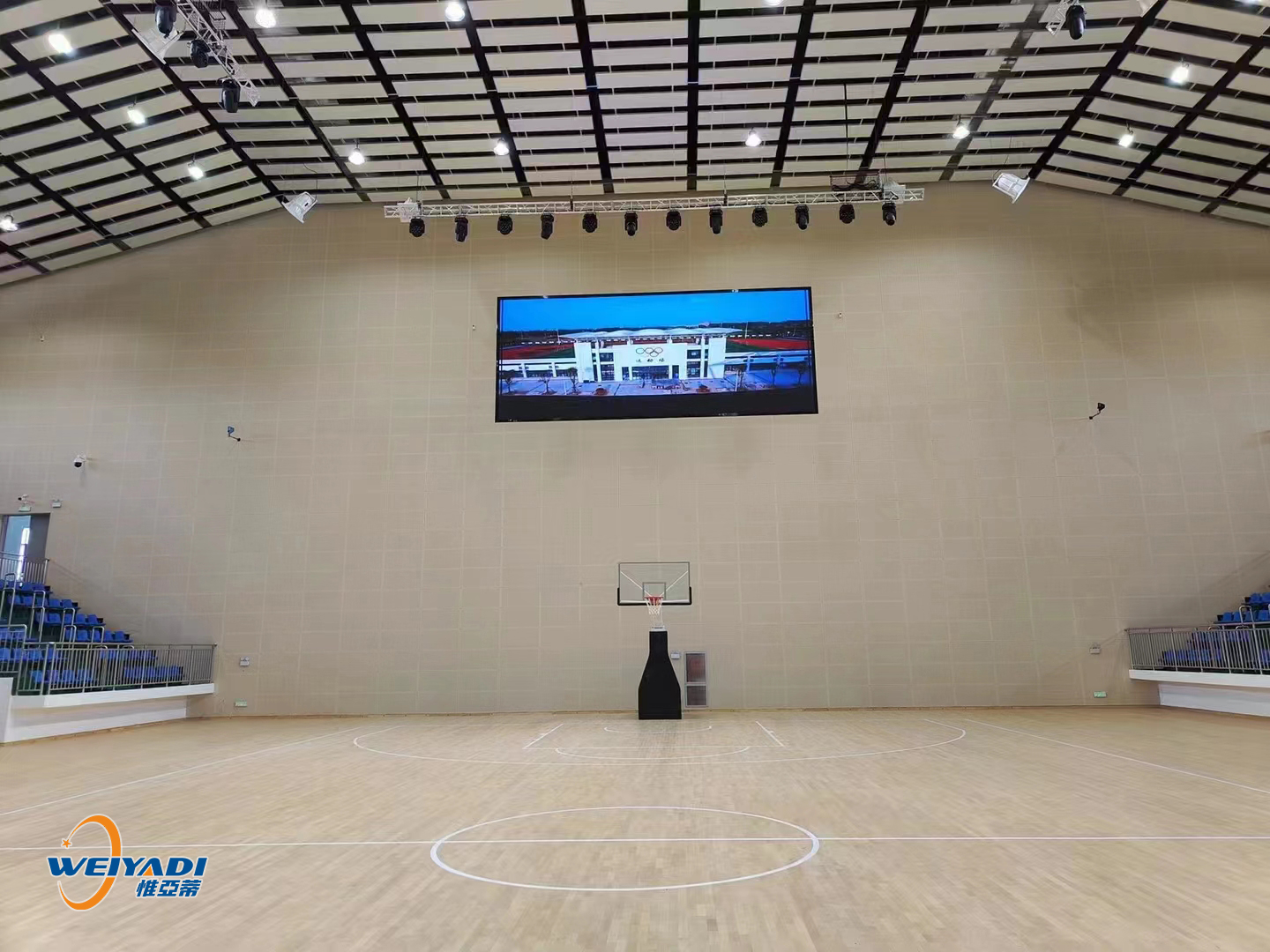 篮球场的照明照度是多(duō)少？